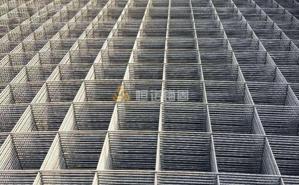 錨桿掛網(wǎng)噴漿護(hù)坡施工