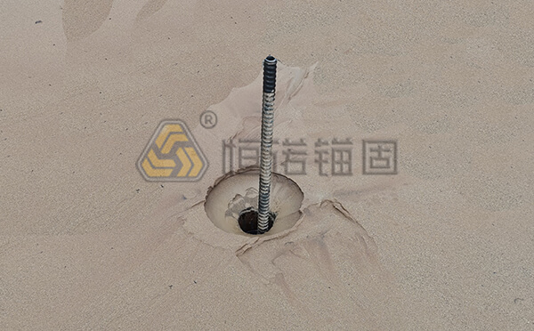 錨桿鉆孔過(guò)程中的注意事項(xiàng)有哪些