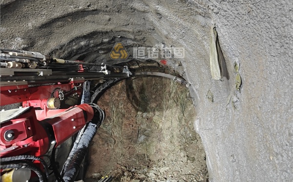 礦山高應(yīng)力巖層支護(hù)新選擇：自鉆式中空錨桿技術(shù)優(yōu)勢(shì)與應(yīng)用