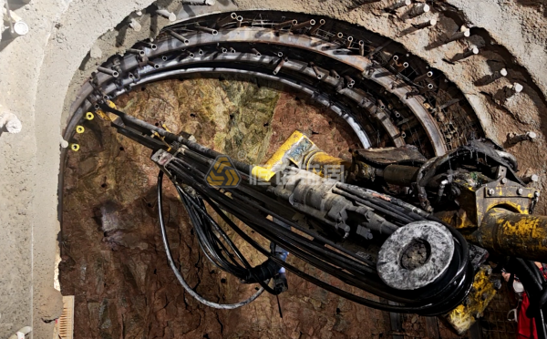 礦山支護(hù)降本增效之路：自鉆式錨桿技術(shù)與應(yīng)用