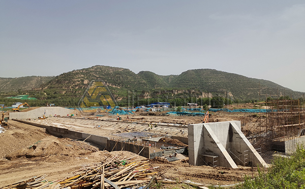 自鉆式錨桿支護(hù)，自進(jìn)式錨桿專用鉆機(jī)施工